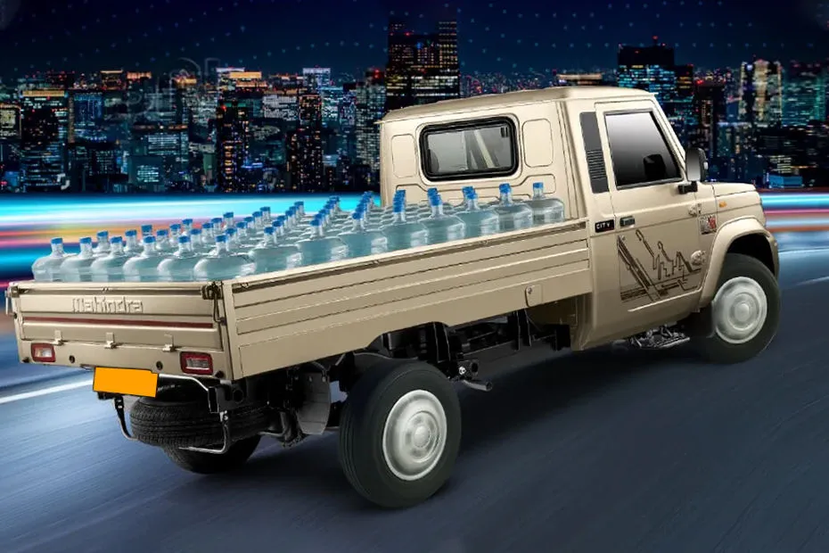 Bolero Maxx Pik-Up, cargo bed styling