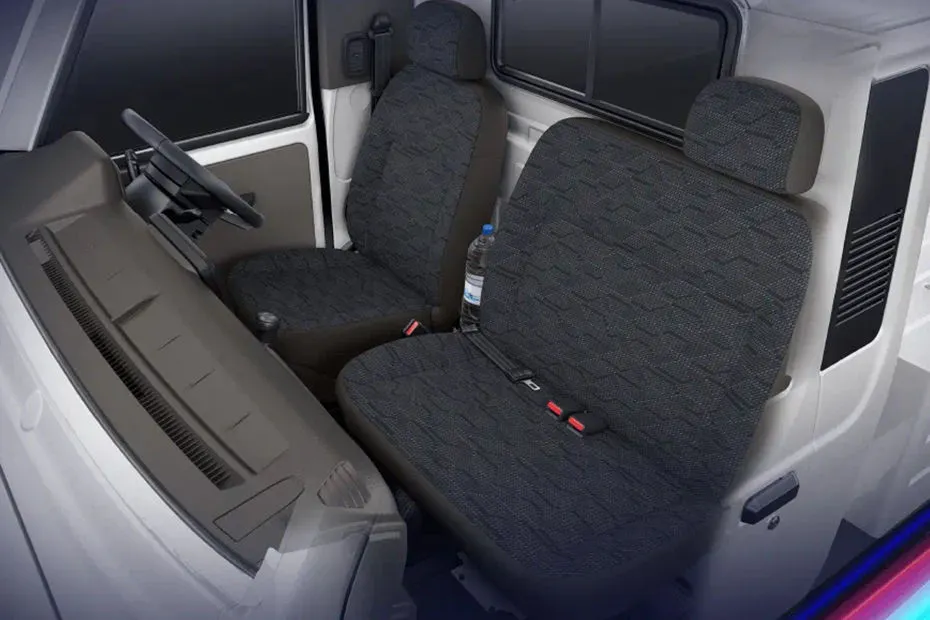 Bolero Maxx Pik-Up cabin