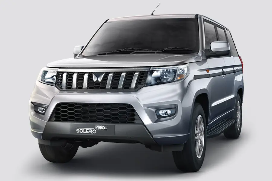 Bolero Neo Plus, front three-quarter styling