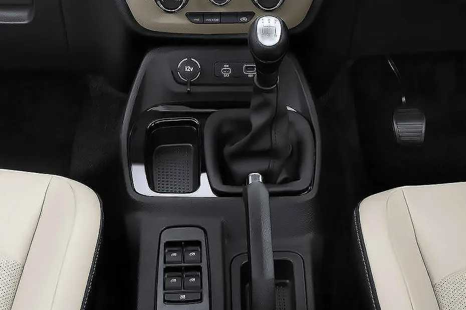 Bolero Neo centre console