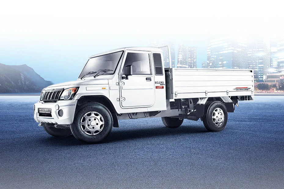 Bolero Pik-Up, front three-quarter styling
