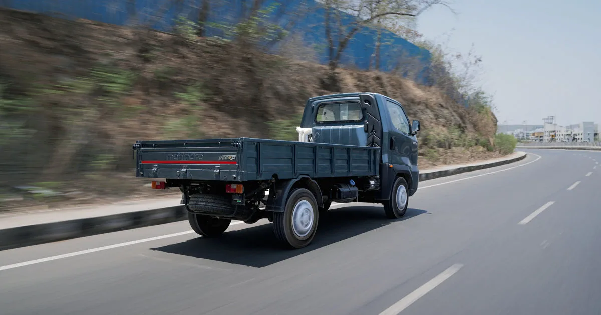 Veero, rear three-quarter styling
