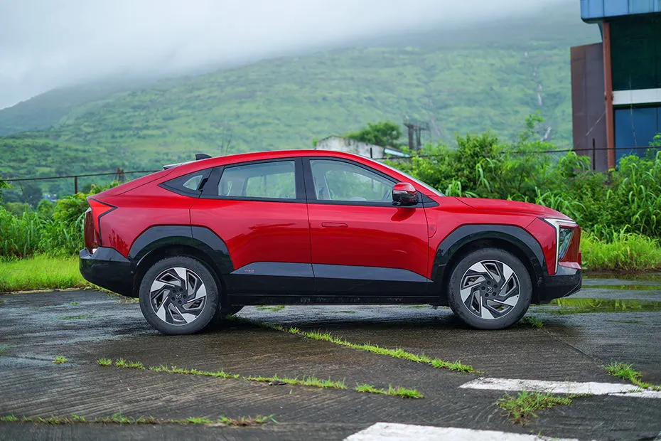 XEV 9e, side profile