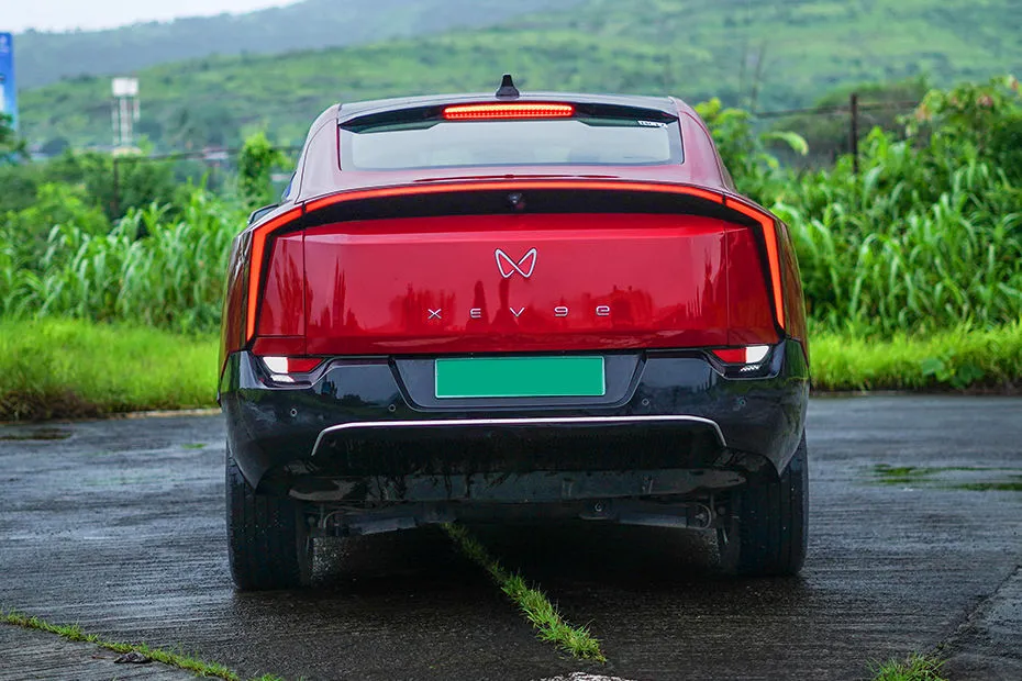 XEV 9e, rear view