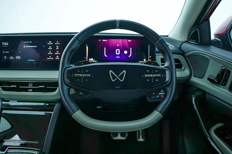 XEV 9e steering wheel