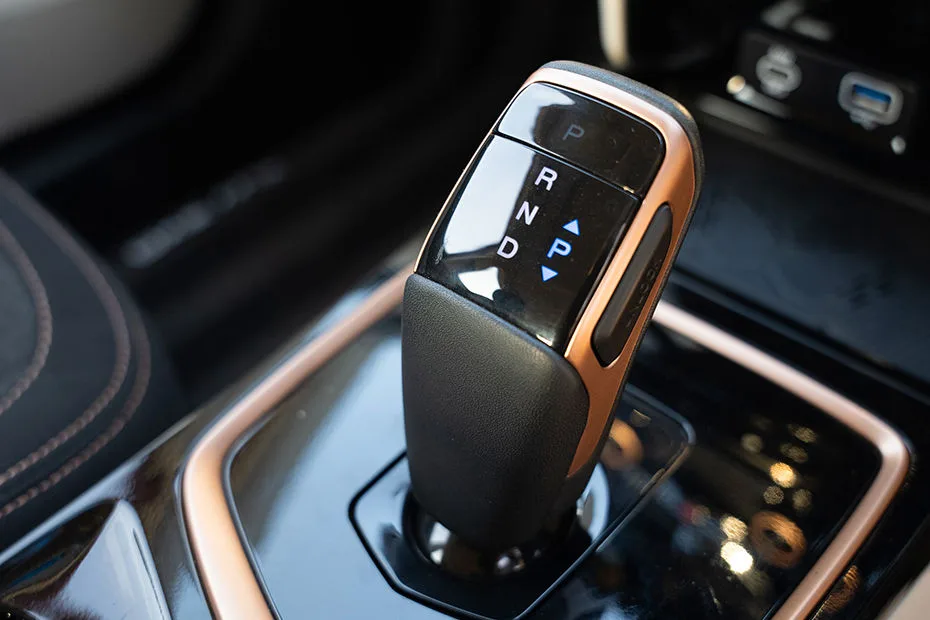 XUV 3XO EV gear shifter