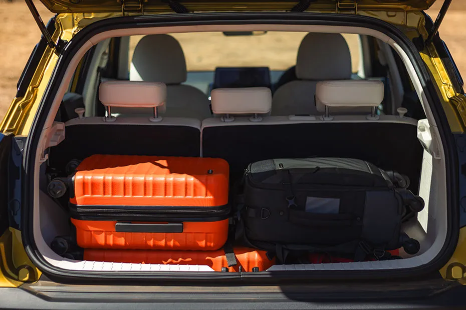 XUV 3XO boot space